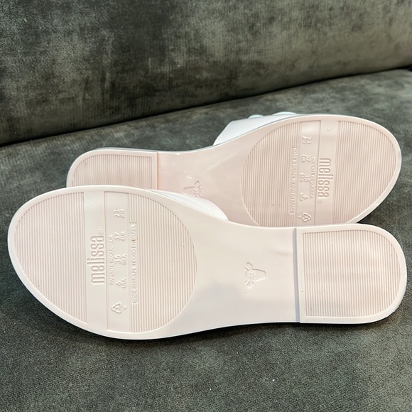 Melissa Hello Kitty Slides Pink Jelly Vintage, Size 6, EUC! - Picture 6 of 6